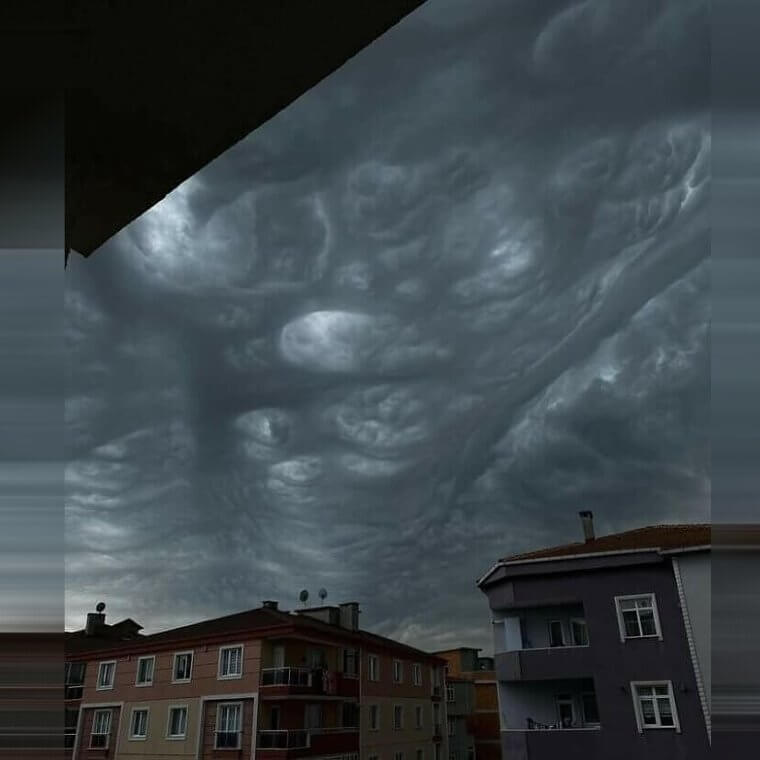 An Undulatus Asperatus in Turkey