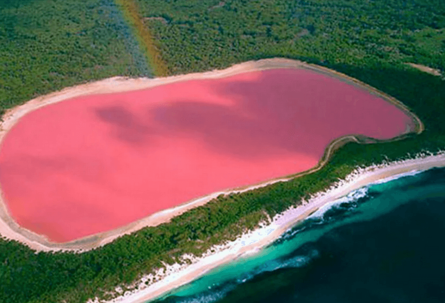 10 Mysterious Natural Phenomena Science Still Struggles to Explain