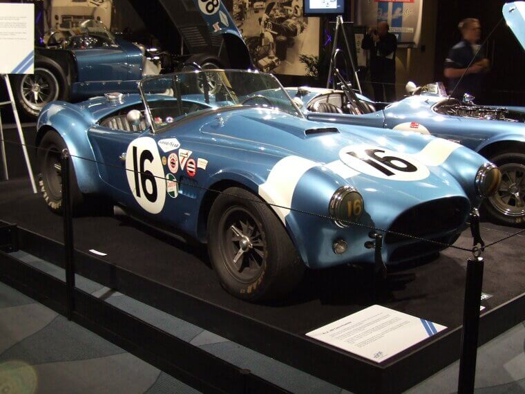 Shelby Cobra's Lightweight Revolution