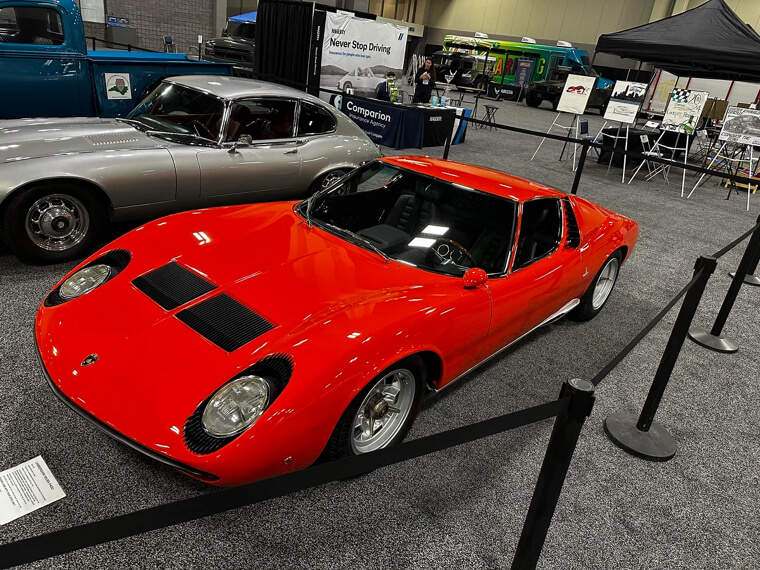 Lamborghini Miura P400 (1966-1973)