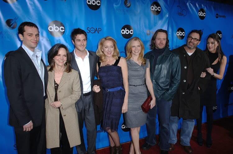 Balthazar Getty and the Cast of 'Brothers and Sisters'