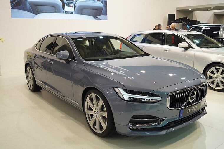 Volvo S90