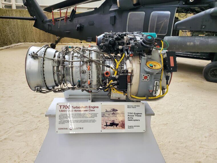 General Electric T700