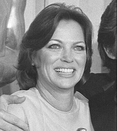Louise Fletcher, 88 anos