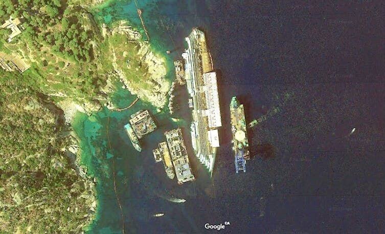 Os Destroços Do Costa Concordia