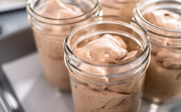 My No-Churn Mason Jar Ice Cream Is Cheap and Easy