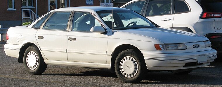 1993: Ford Taurus