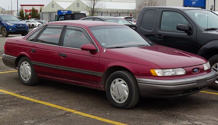 1992: Ford Taurus