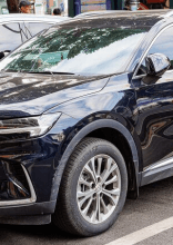 The Worst Luxury Crossovers on the Market Today
