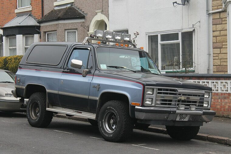 Roof-Mounted Spotlights