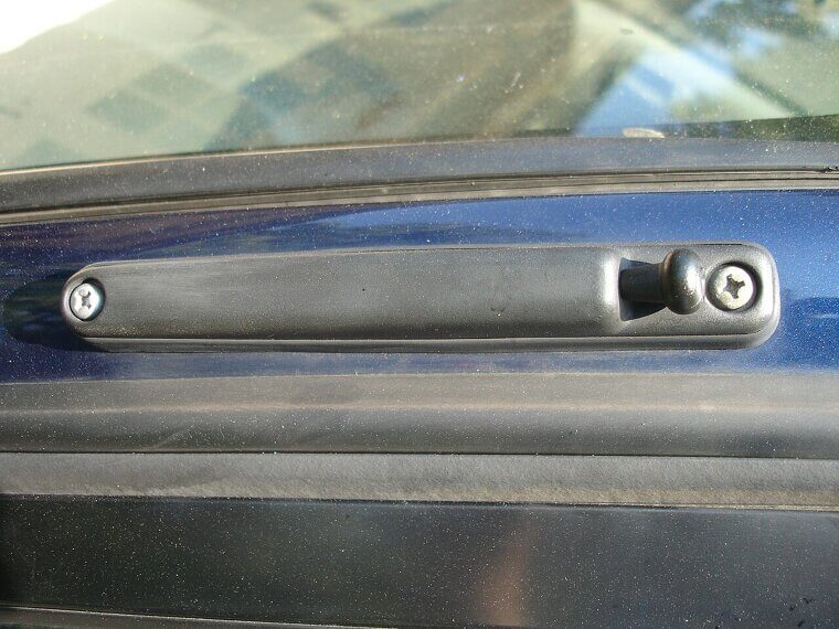 Retractable Antennas