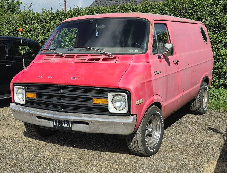 Bubble Windows on Vans