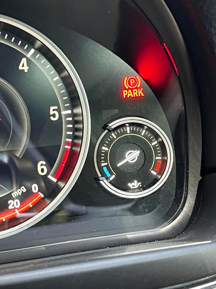 Let the Engine Warm Up Slightly in Cold Weather