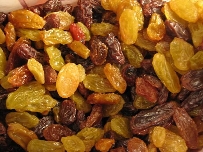 Revive Raisins In Hot Water