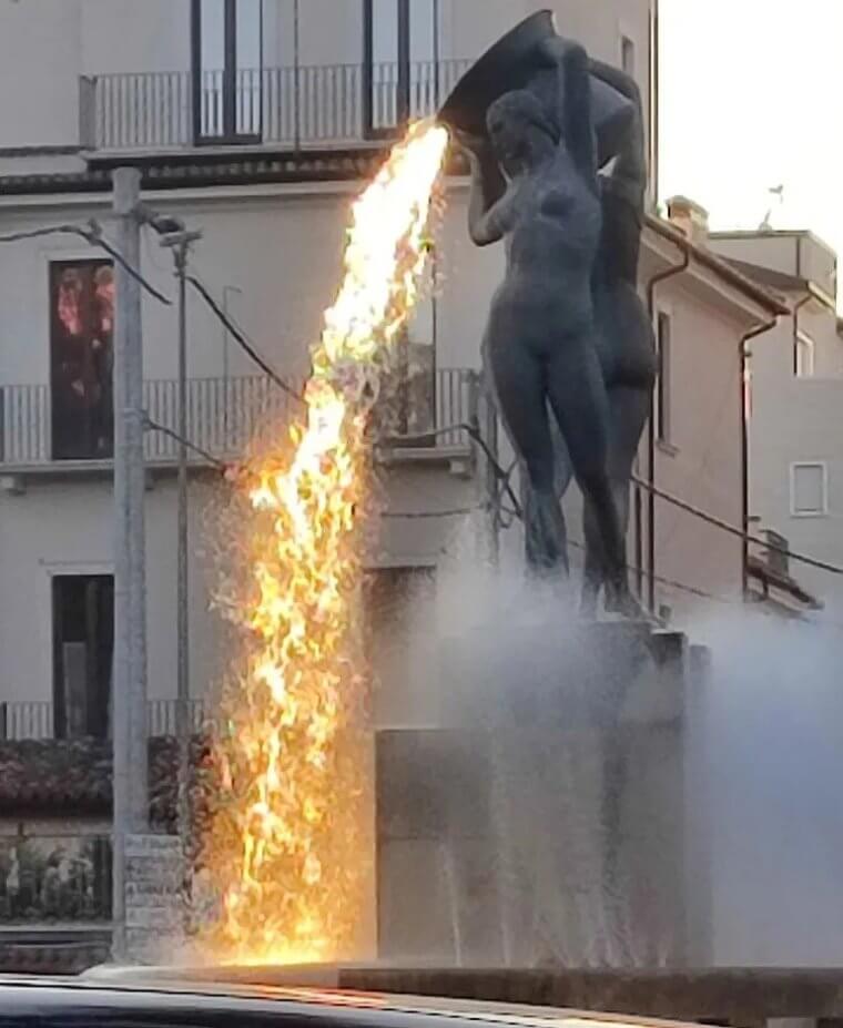 A Cleverly Designed Fountain Incorporates The Sun