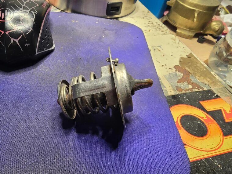 Replacing the Thermostat