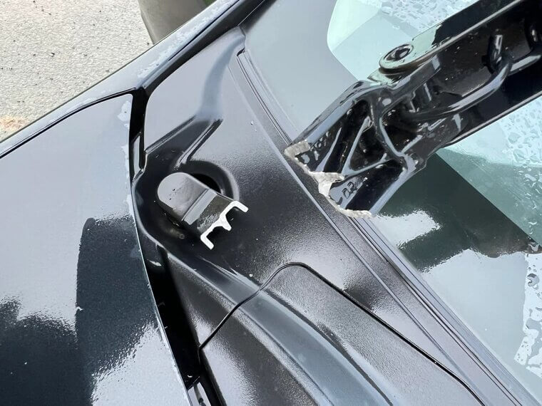 Replacing Windshield Wipers