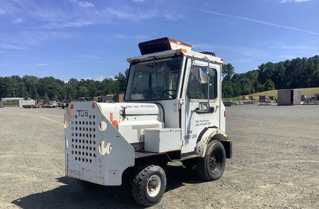 Tug MA40-36 Tow Tractor