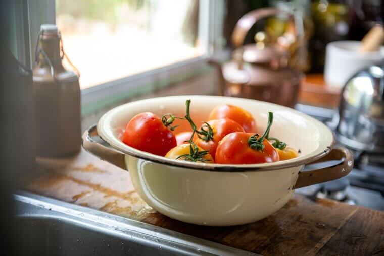 Leave Whole Tomatoes On The Countertop With Their Stems Facing Downward To Preserve Their Sweet Flavor And Firm Texture