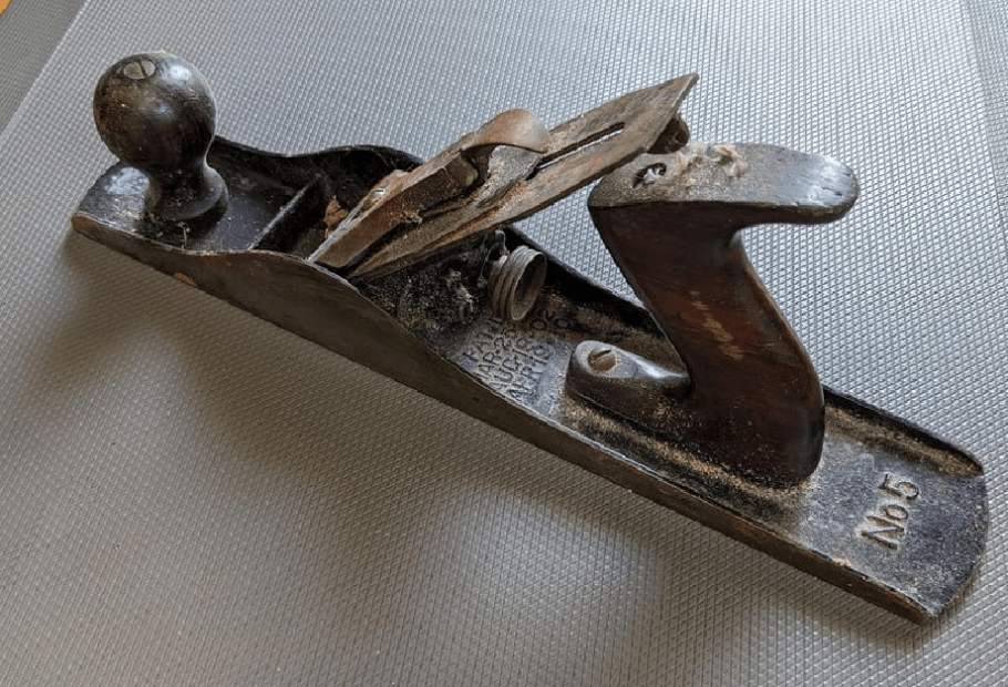 Vintage Tools That Collectors Will Pay Top Dollar For