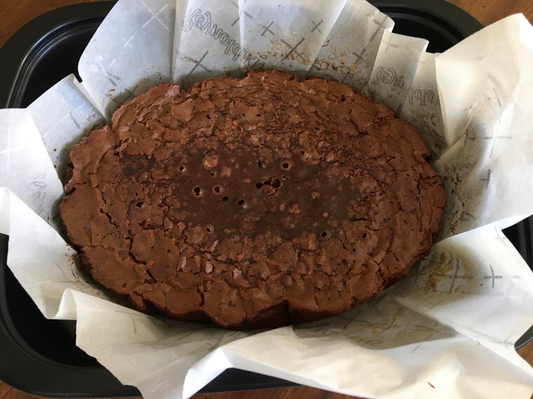 Bake Decadent, Fudgy Brownies With Crisp Edges and a Gooey Center