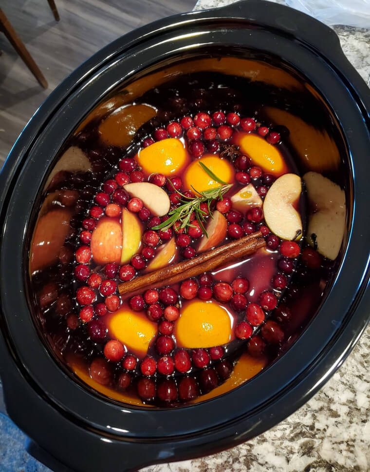 Steep Holiday Mulled Wine Slowly Without Boiling Off the Alcohol