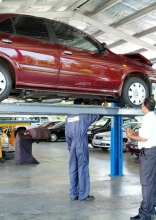 Why Auto Electricians Would Never Buy a Car With Air Suspension