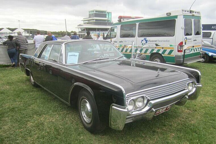1961 Lincoln Continental