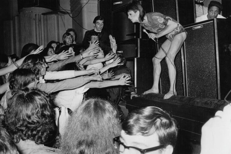 The Who - Live at Leeds 1970 - An Unparalleled Onslaught of Raw Hard Rock Power