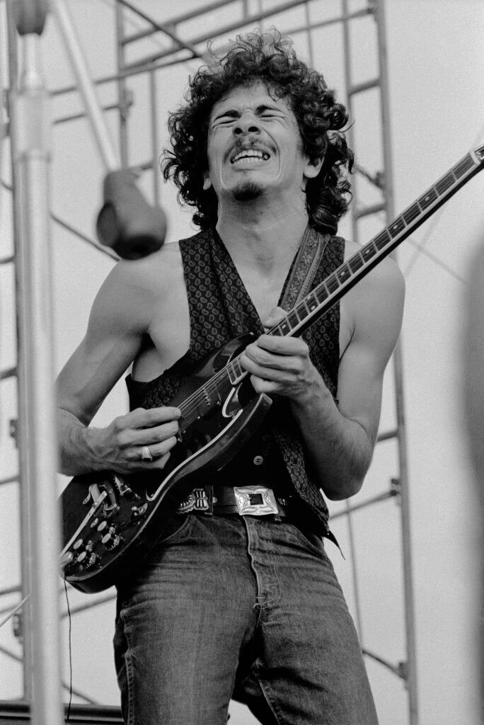 Santana - Woodstock 1969 - A Blistering Fusion of Afro-Cuban Rhythms and Blues