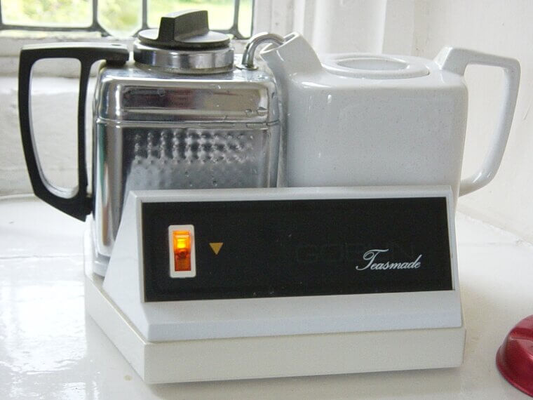 “Teasmade” Machines