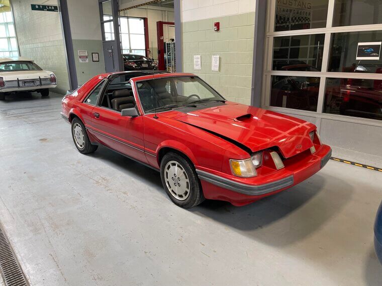 17. 1984 Mustang SVO