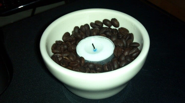 Coffee-Scented Candles Are Easy and Cheap to Make