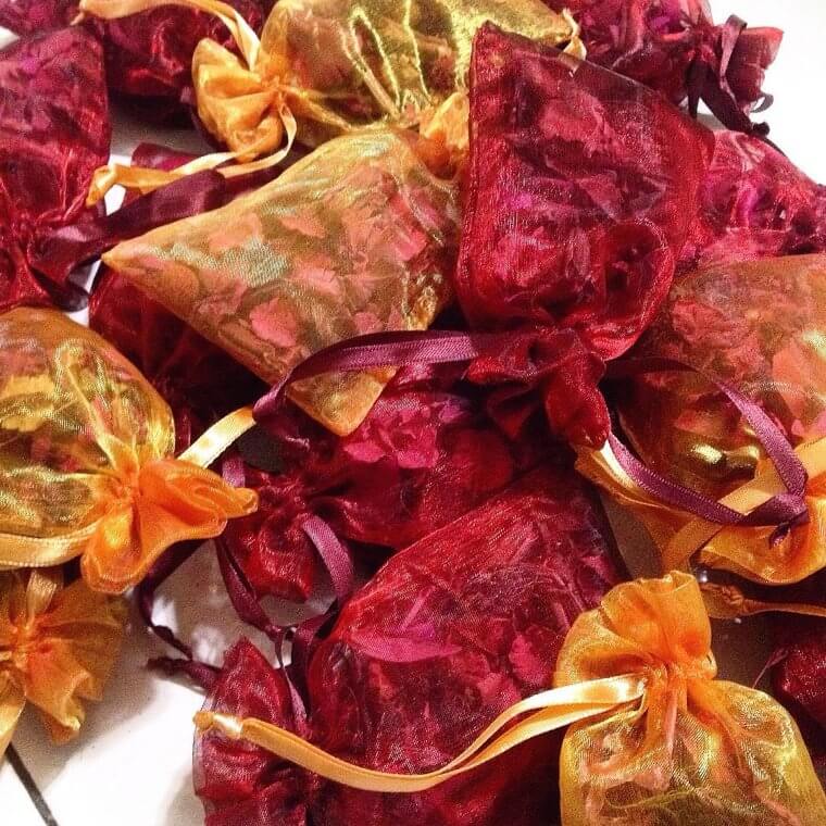 Hang Potpourri Bags in Your Closet