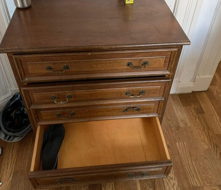 How to Keep Your Drawers Smelling Good