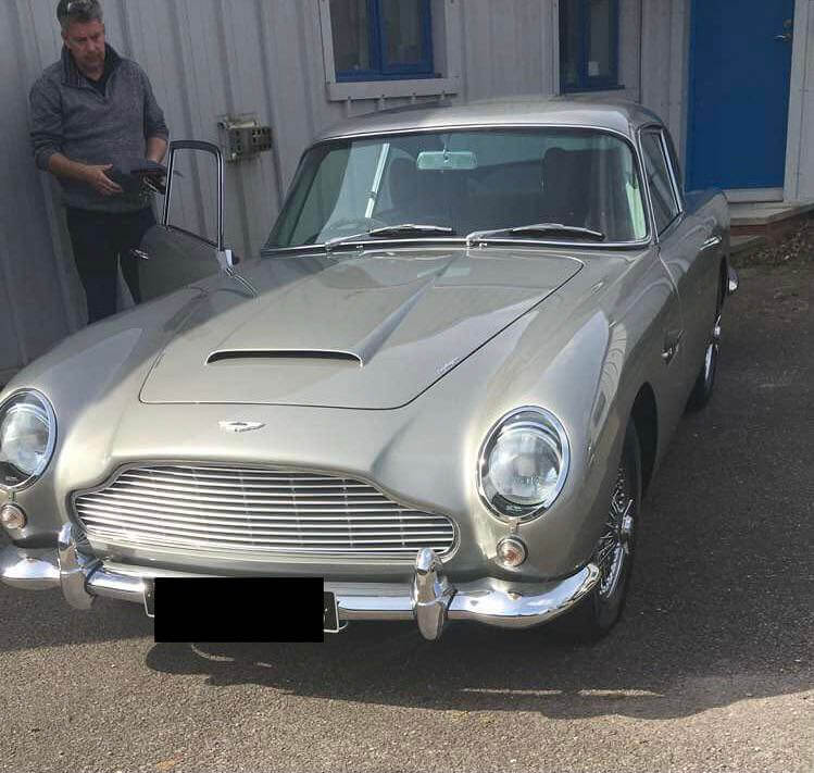Aston Martin DB5: 4,6 millones de dólares, apareció en Goldfinger