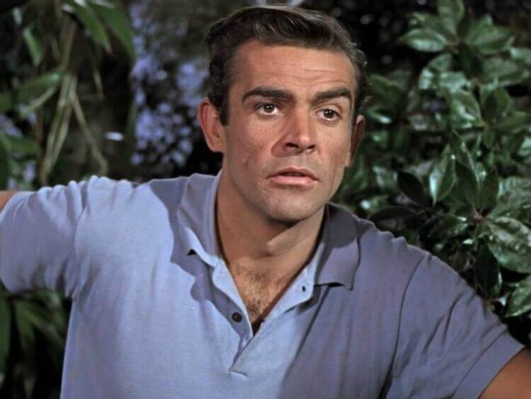 숀 코네리가 스파이 제임스 본드 연기에 지쳤다고 말하다