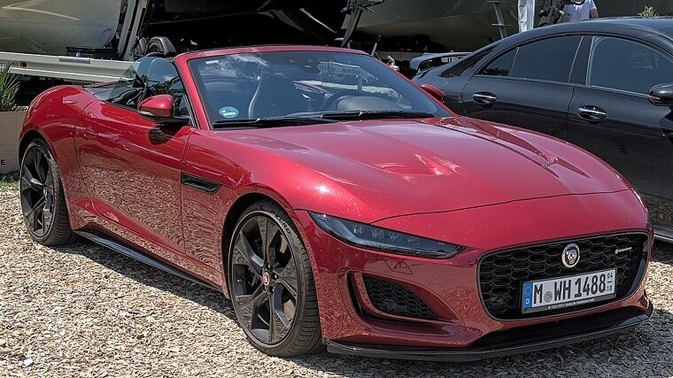 Convertibles & Coupes: Red (12%)