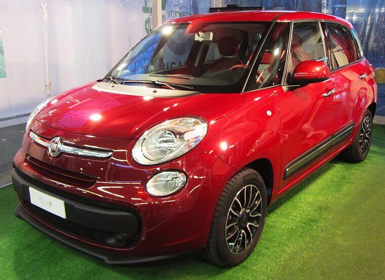 Minivans: Red (7.5%)