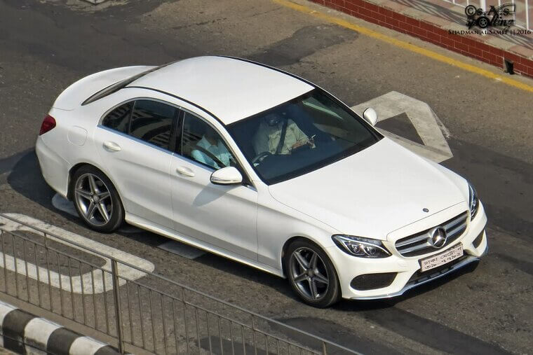 Luxury Cars: White (31.5%)