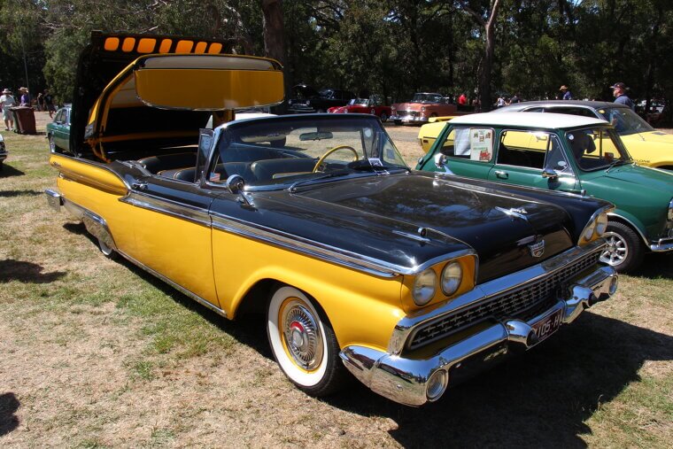 1959 Ford Galaxie Skyliner
