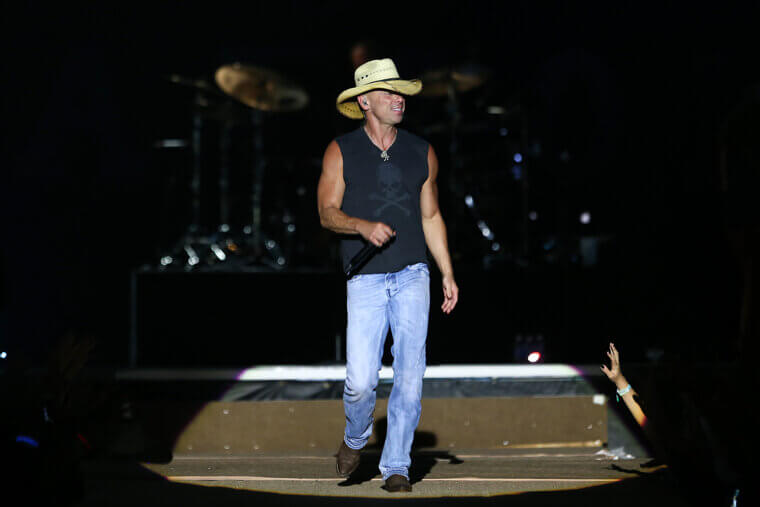 Kenny Chesney The Big Revival Tour, 2015, $114,100,000