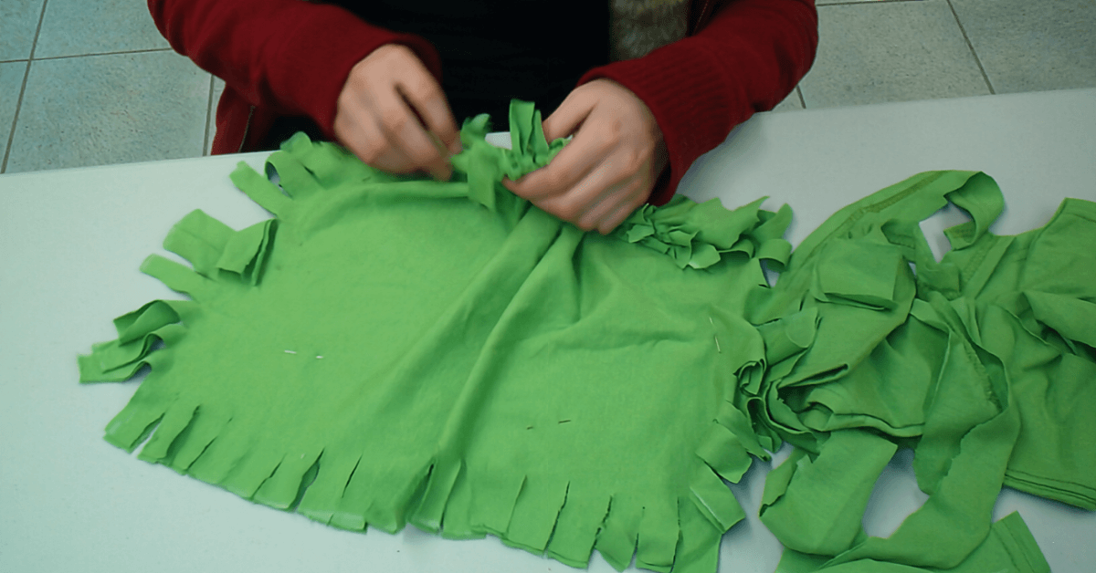 How to Turn Old Clothes Into Fashionable New Pieces