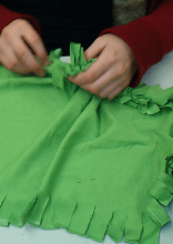 헌 옷을 멋지게 새 옷으로 바꾸는 방법