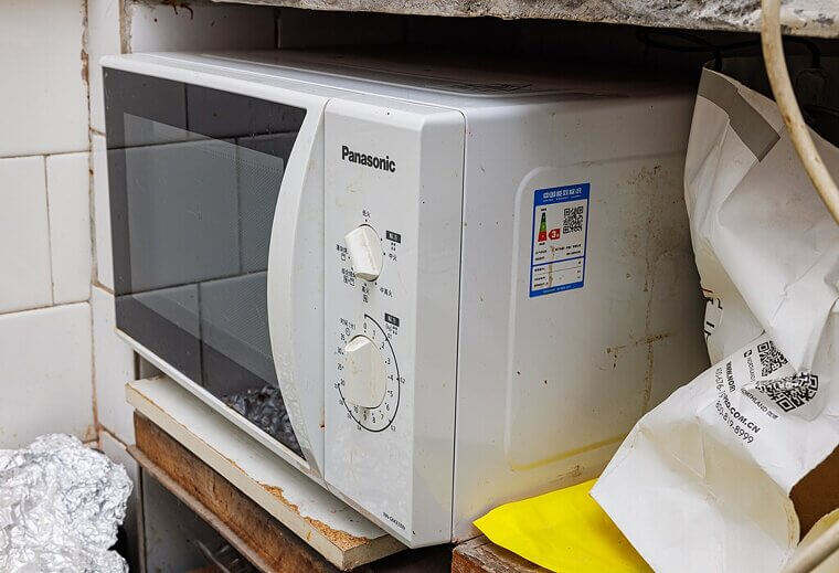 1992 – 197 Lbs (men), 169 Lbs (women)