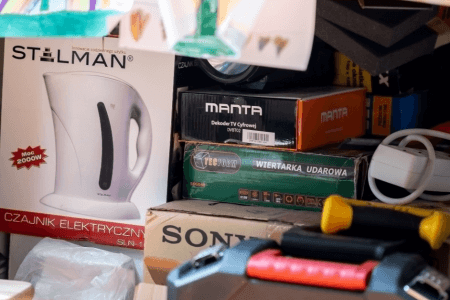 Here's Which Items to Throw Out for a Decluttered Home