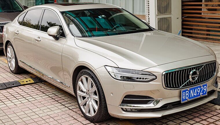 Volvo S90