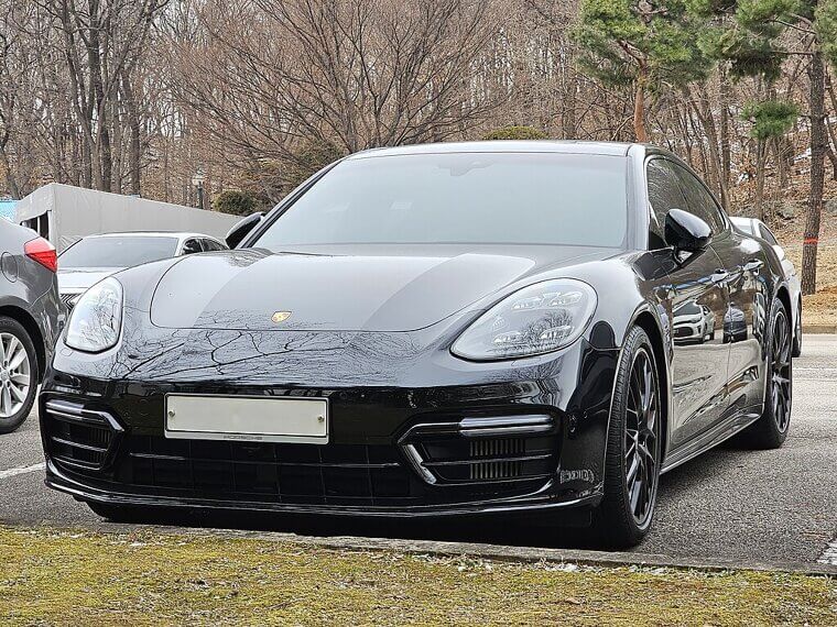 Porsche Panamera GTS