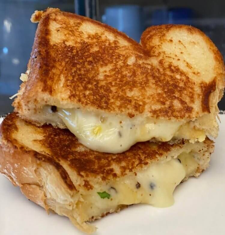 Putting Mayonnaise Instead of Butter on Your Grilled Cheese Guarantees a Perfectly Golden Crust