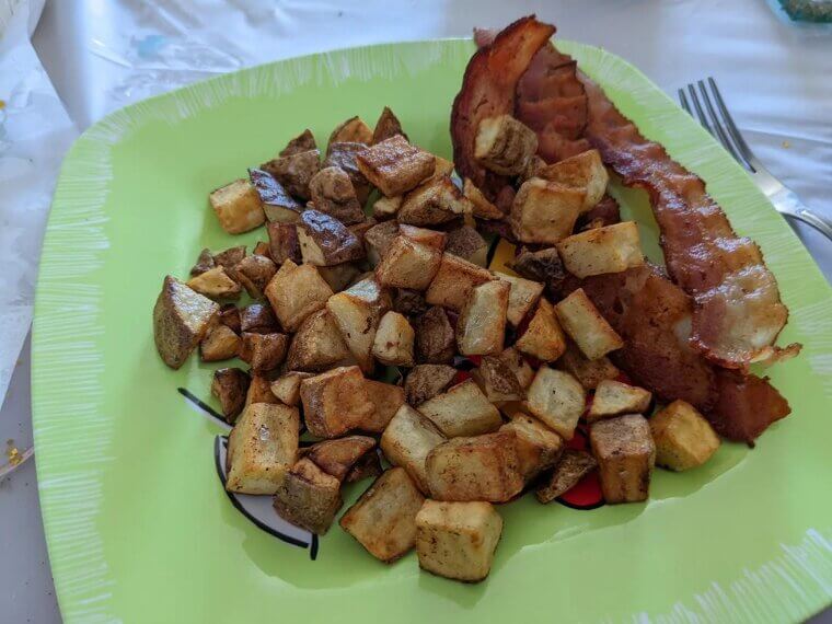 Roast Potatoes in Leftover Bacon Fat Instead of Olive Oil for an Undeniable Smoky Crunch